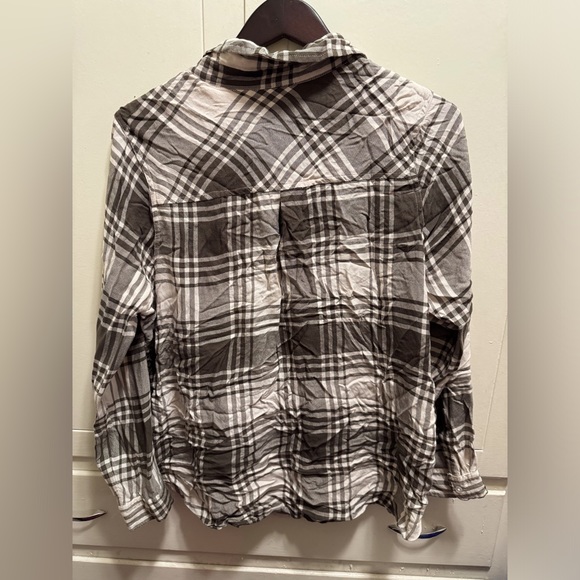 Lucky Brand button up long sleeved shirt- X-large - Picture 2 of 5